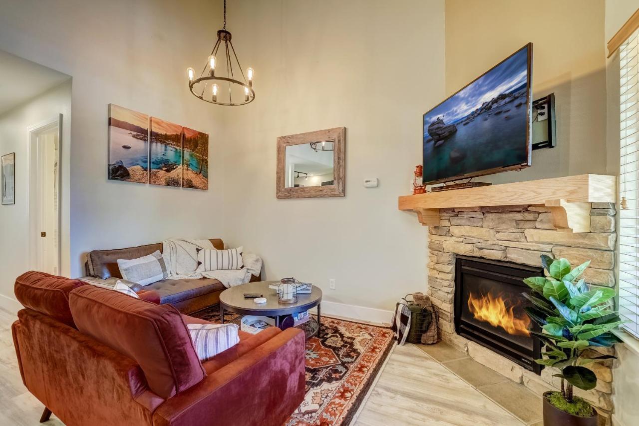 Apartment Private Steps From Lift Minutes To *
