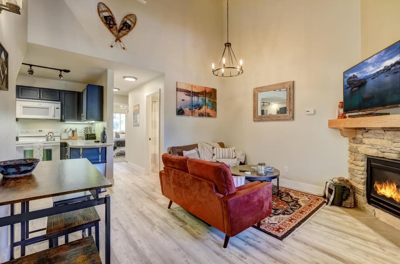 Apartment Private Steps From Lift Minutes To *